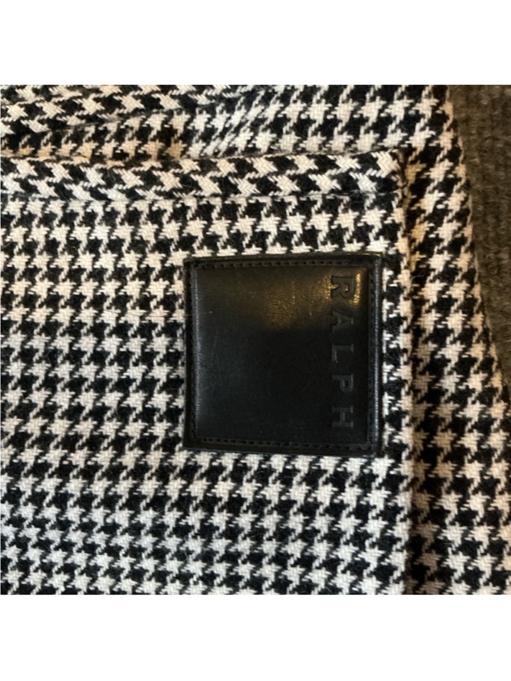 Vintage Ralph by Ralph Lauren Mini Skirt in Black and White houndstooth - Picture 7 of 11